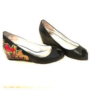 Funky black wedges
